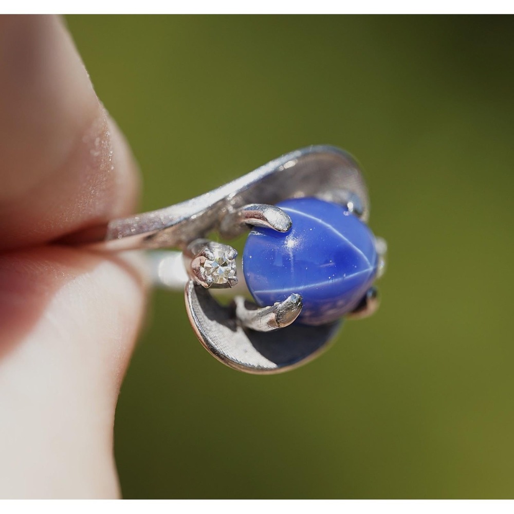 Vintage 14k Solid White Gold Blue Star Sapphire & Diamond Ring - Round - Picture 4 of 9
